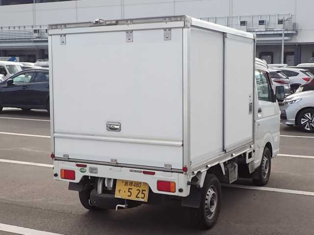NISSAN CLIPPER TRUCK 2016