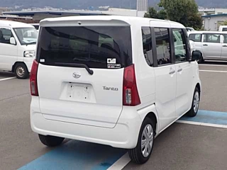 DAIHATSU TANTO 2021
