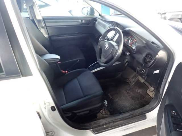 TOYOTA COROLLA FIELDER 2017