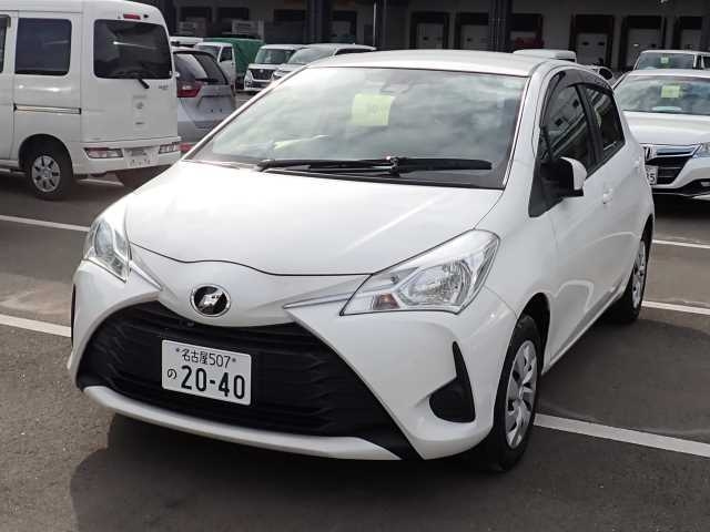 TOYOTA VITZ 2019