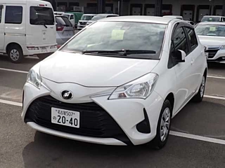 TOYOTA VITZ 2019