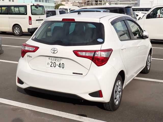 TOYOTA VITZ 2019