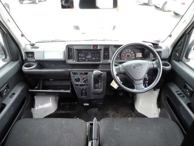 DAIHATSU HIJET VAN 2018