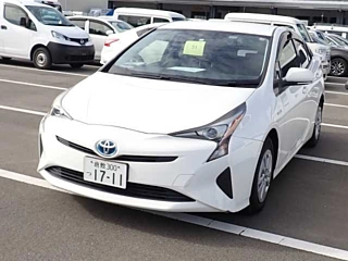 TOYOTA PRIUS 2016