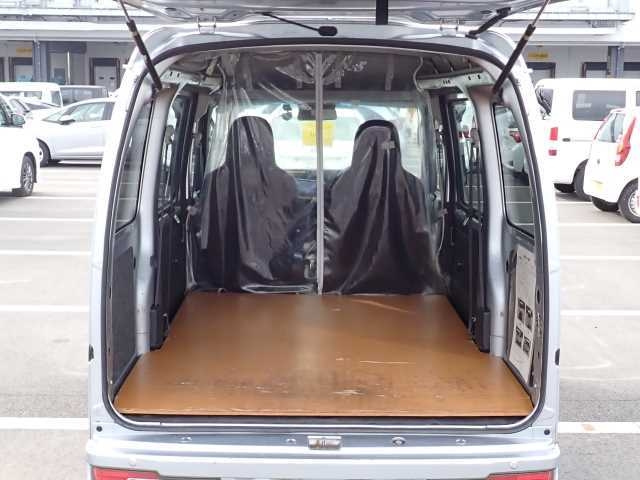 DAIHATSU HIJET VAN 2019