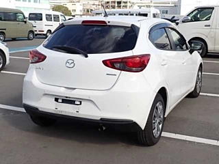 MAZDA MAZDA2 2020