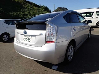 TOYOTA PRIUS 2010