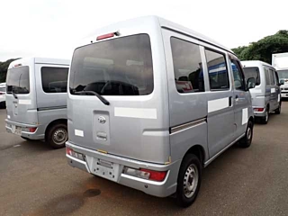 DAIHATSU HIJET VAN 2019