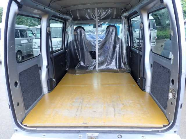 DAIHATSU HIJET VAN 2019