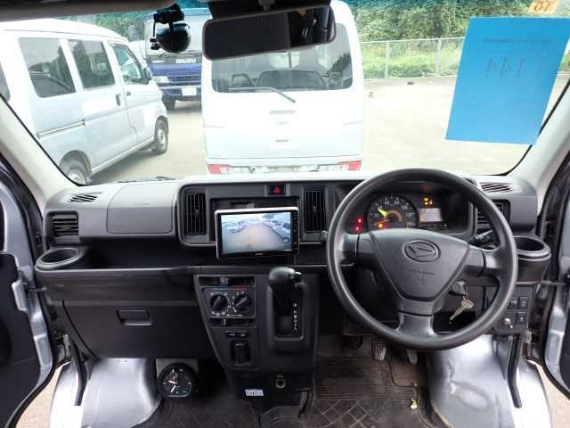 DAIHATSU HIJET VAN 2019