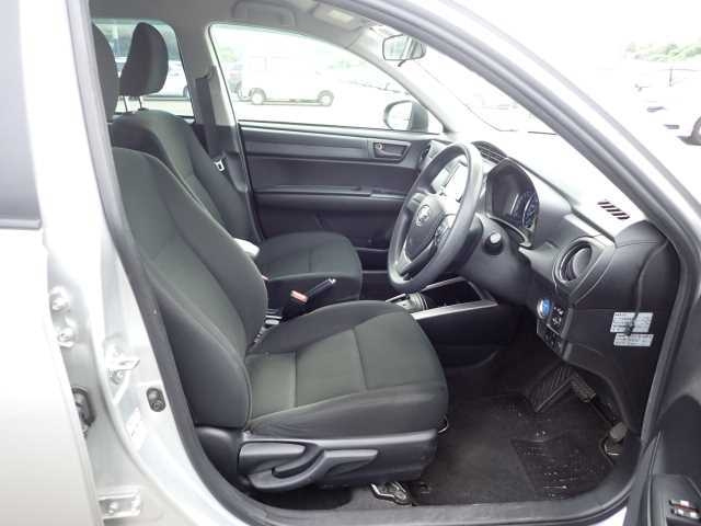 TOYOTA COROLLA FIELDER 2019