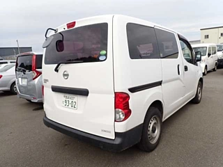 NISSAN NV200 2017