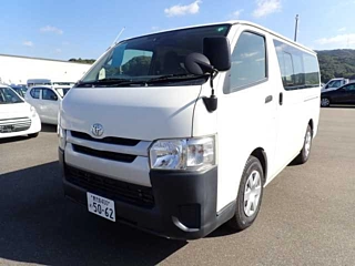 TOYOTA HIACE VAN 2017