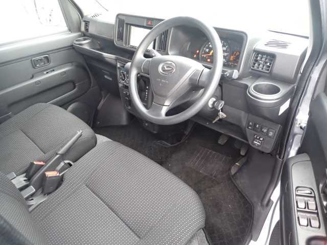 DAIHATSU HIJET VAN 2021