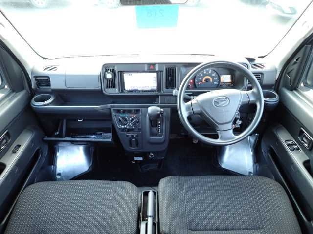 DAIHATSU HIJET VAN 2019