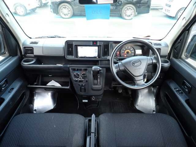 DAIHATSU HIJET VAN 2019