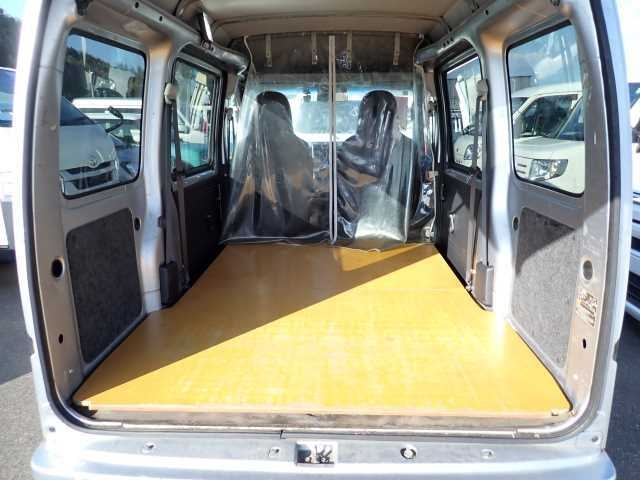 DAIHATSU HIJET VAN 2019