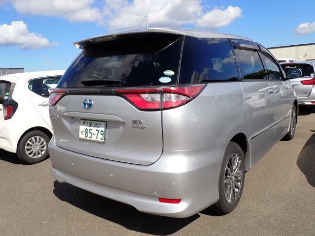 TOYOTA ESTIMA HYBRID 2016