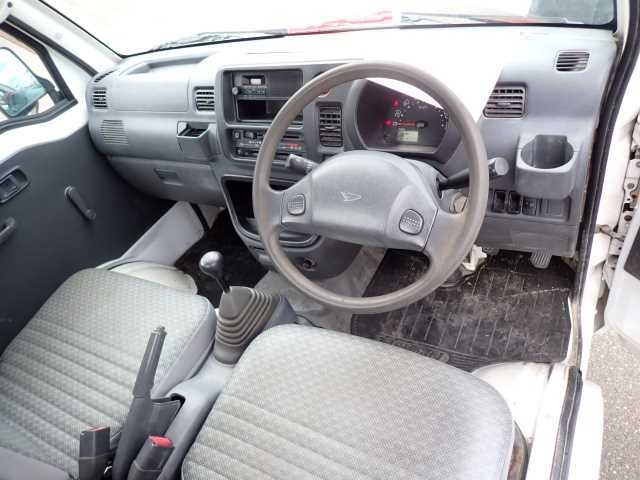 DAIHATSU HIJET TRUCK 2013