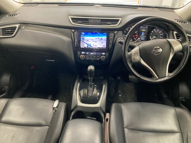 NISSAN X-TRAIL 2016
