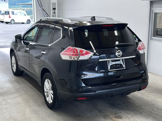 NISSAN X-TRAIL 2016