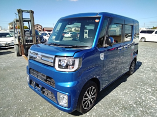 TOYOTA PIXIS MEGA