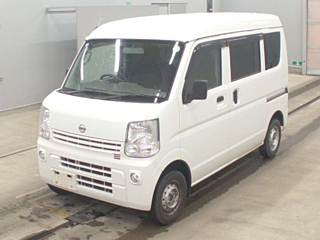 NISSAN CLIPPER VAN