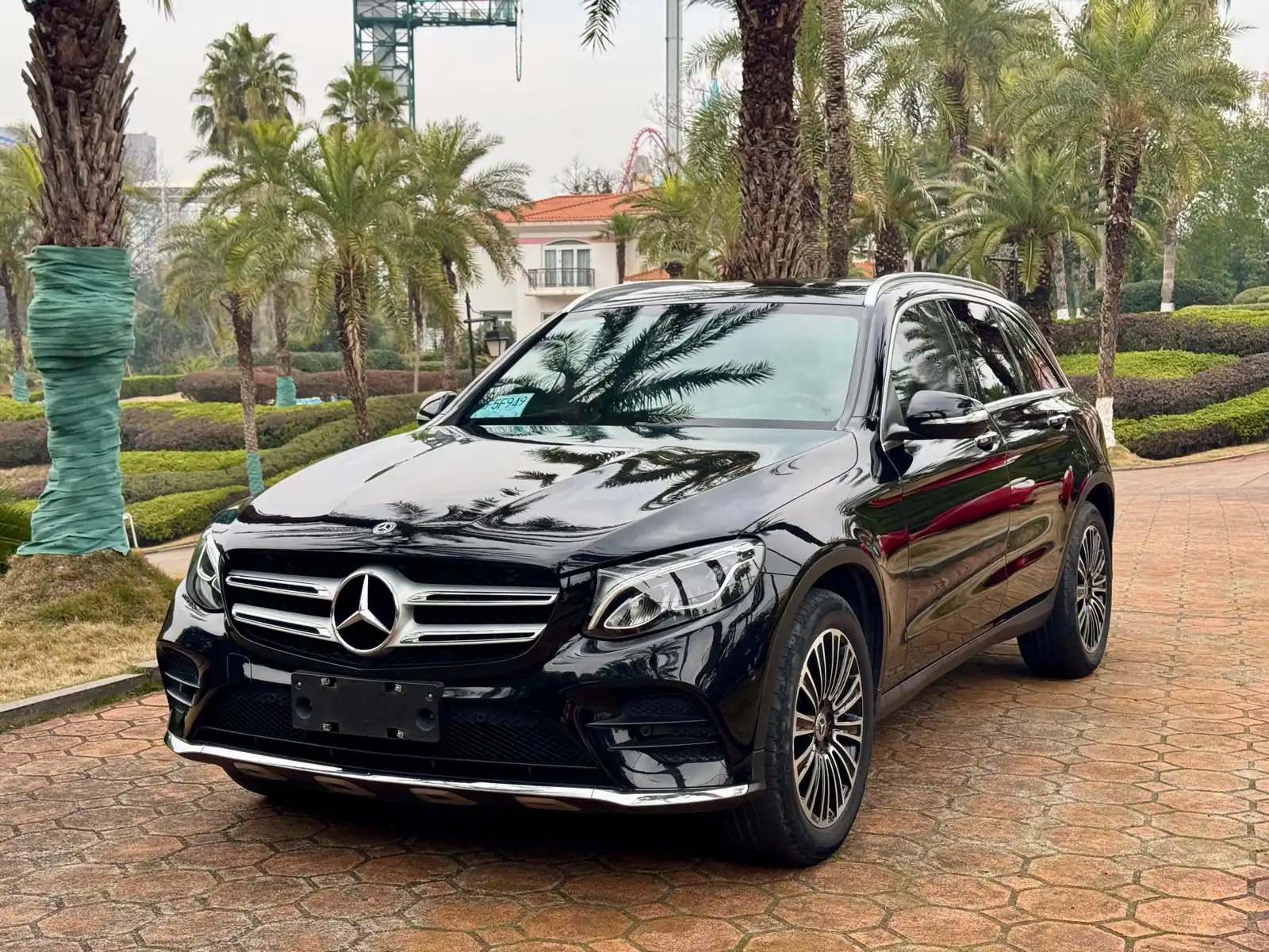 MERCEDES BENZ GLC