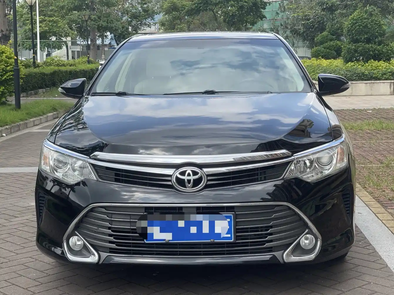 TOYOTA CAMRY