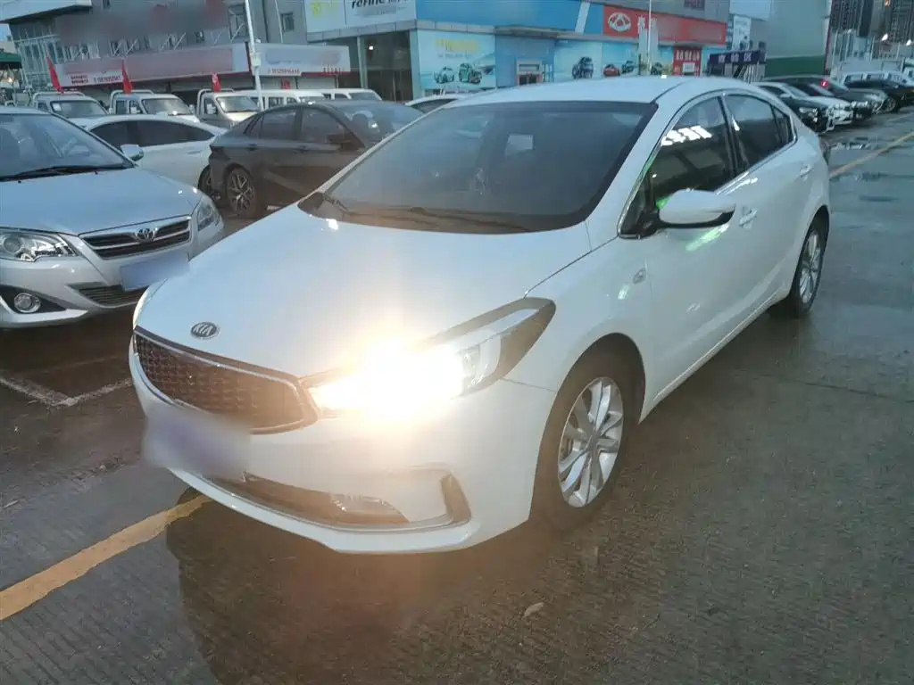 KIA K3