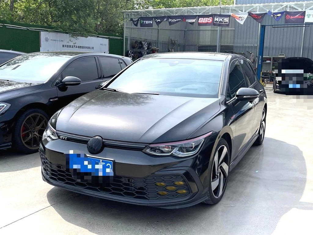 VOLKSWAGEN GOLF GTI