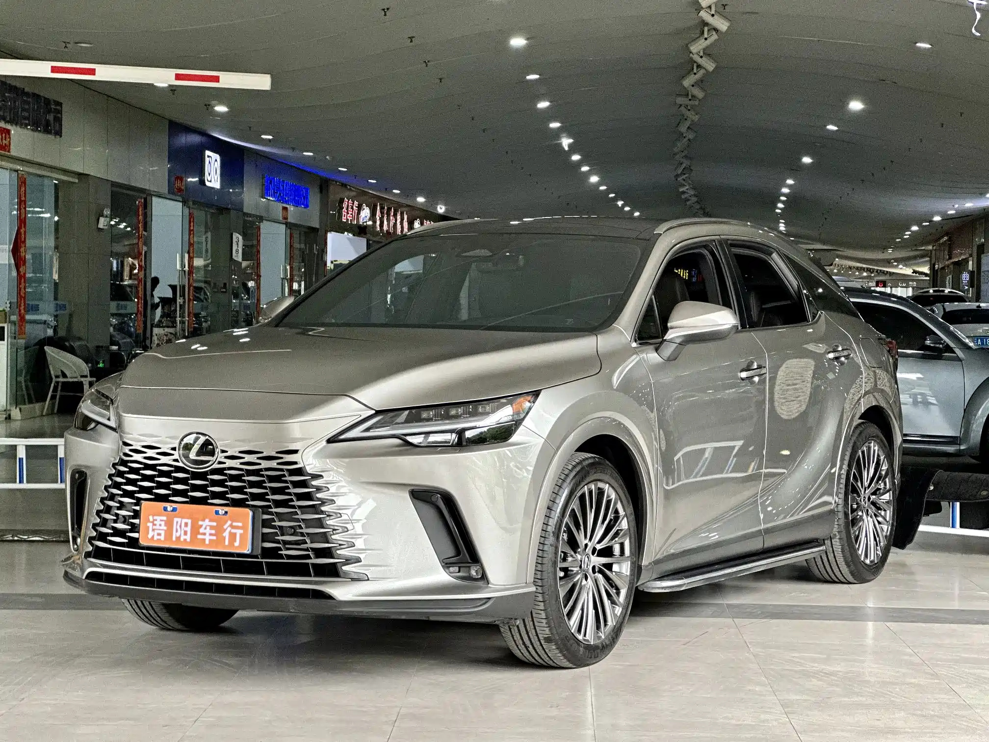 LEXUS RX