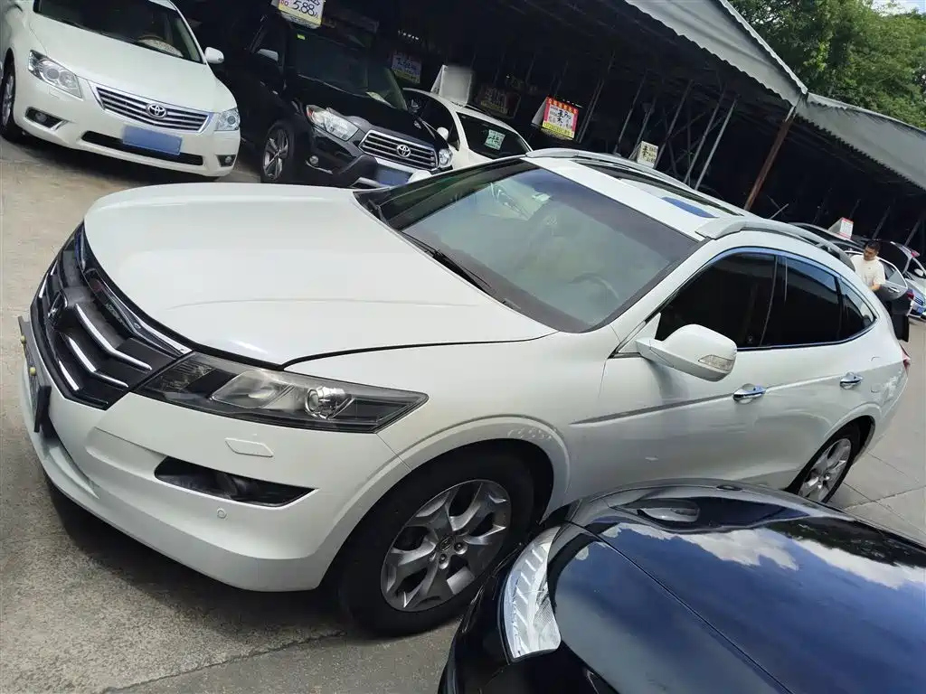 HONDA CROSSTOUR