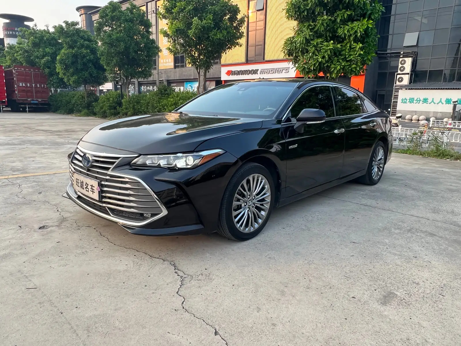 TOYOTA AVALON