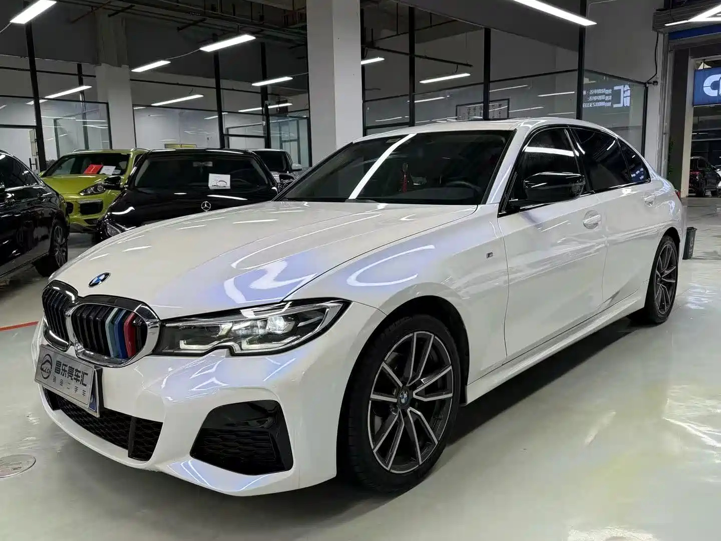 BMW 3-SERIES