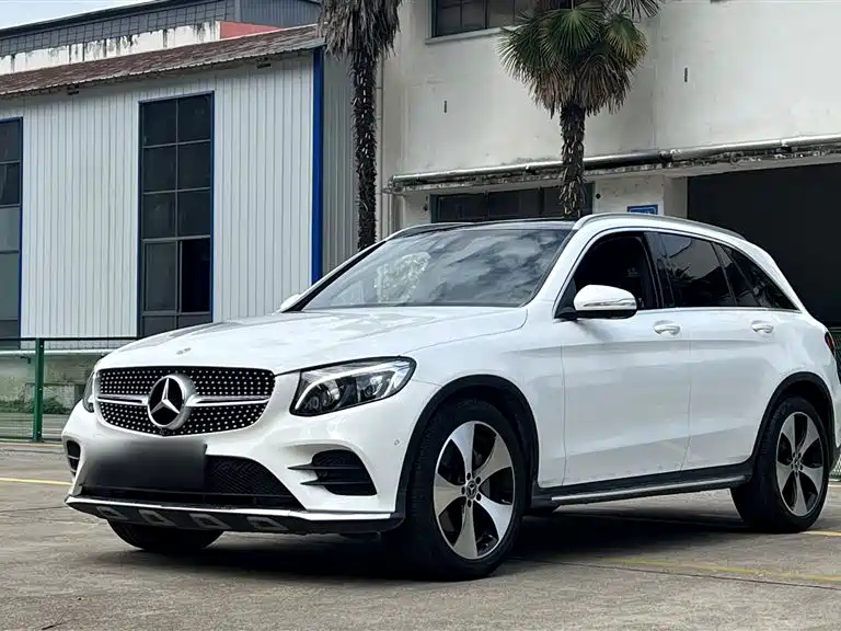 MERCEDES BENZ GLC