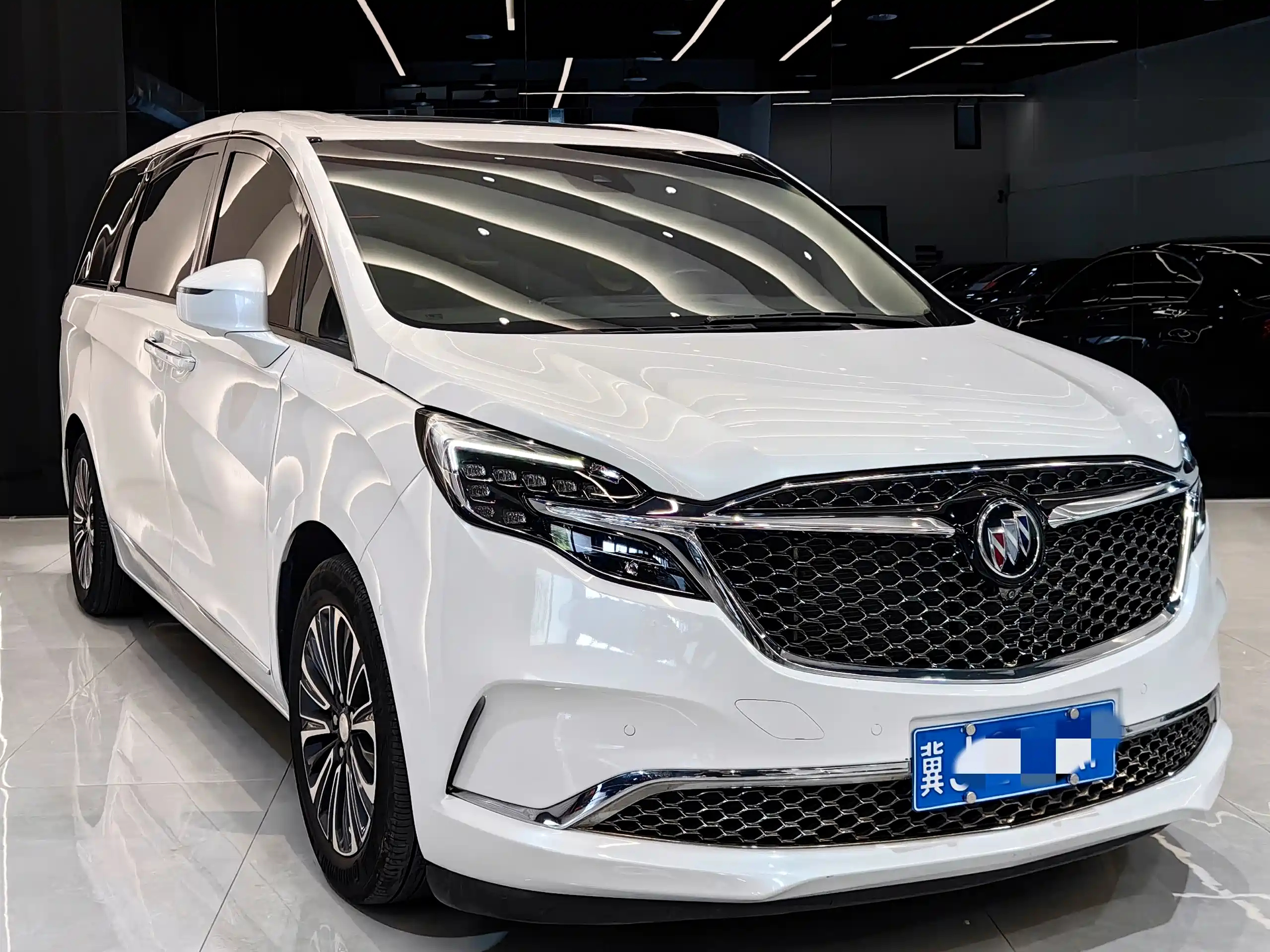 BUICK GL8