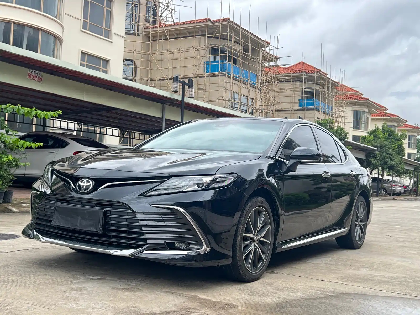 TOYOTA CAMRY
