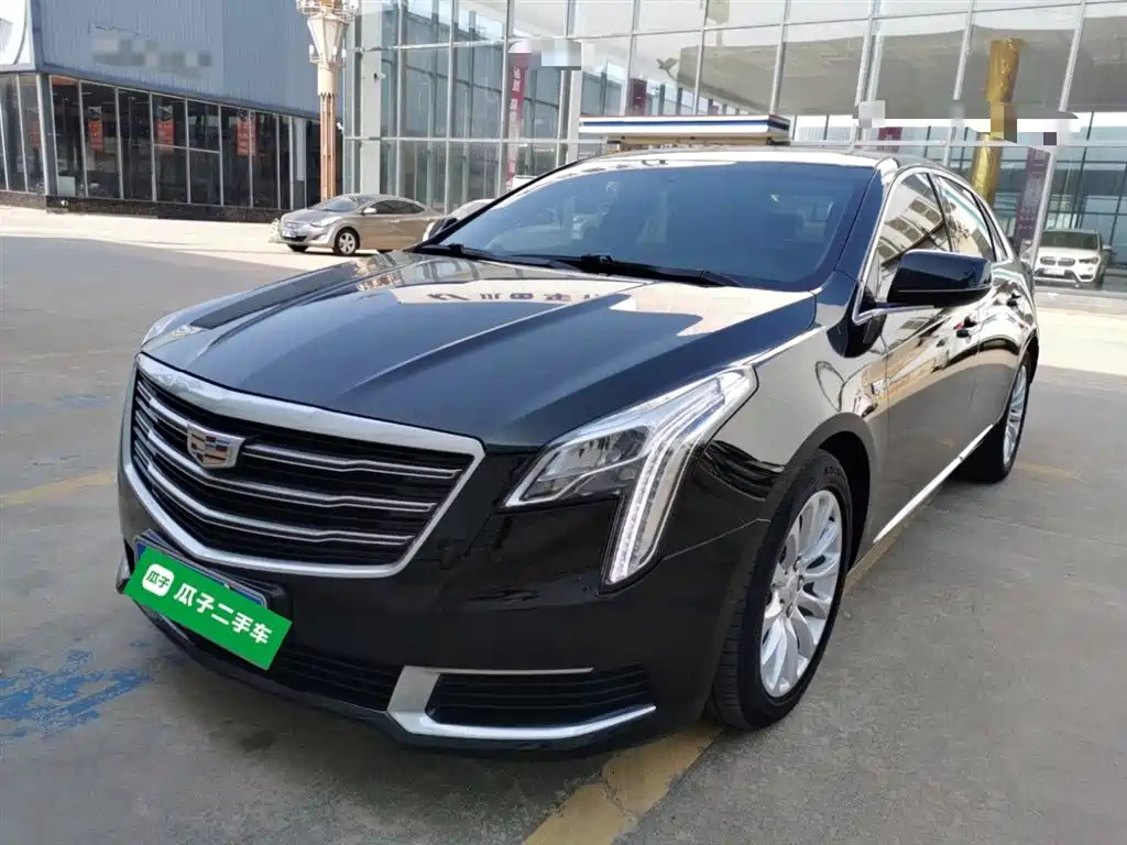 CADILLAC XTS