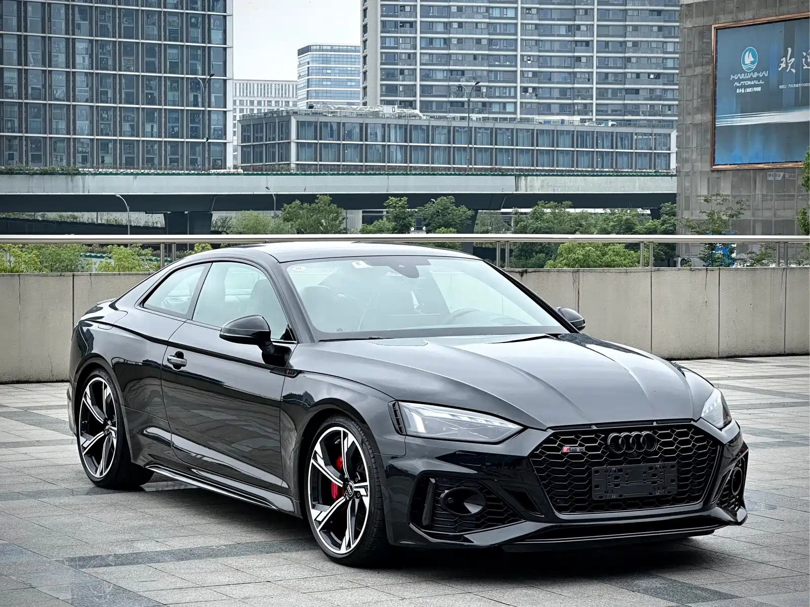AUDI RS 5