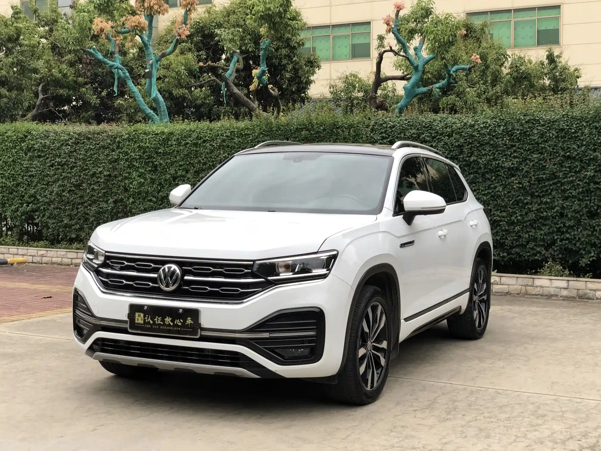 VOLKSWAGEN TAYRON
