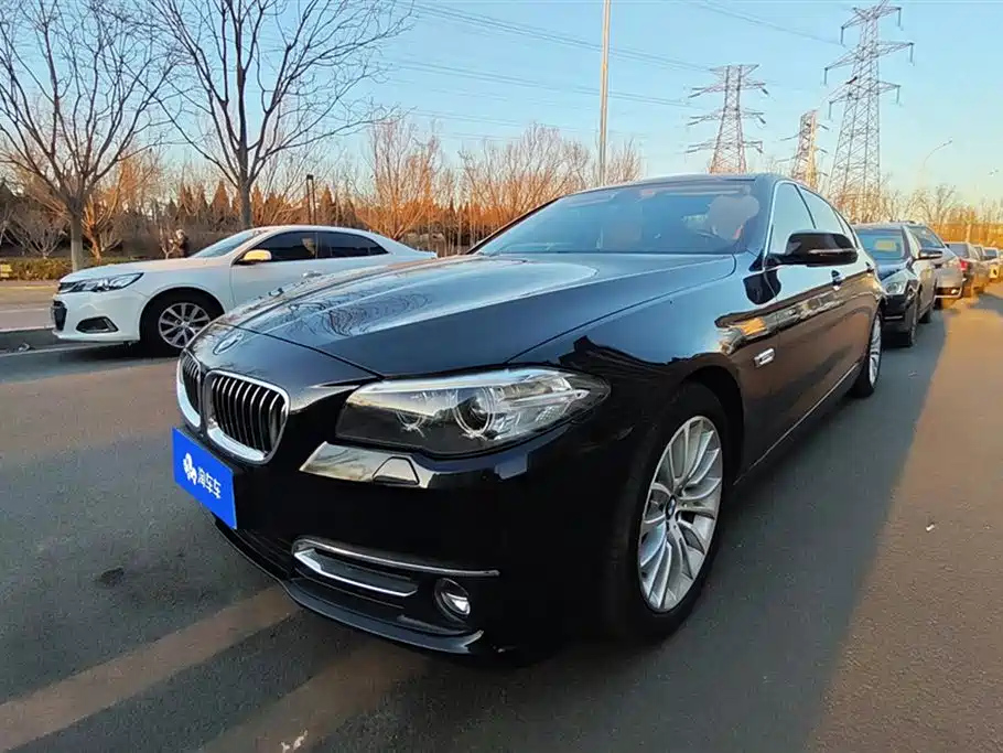 BMW 5-SERIES