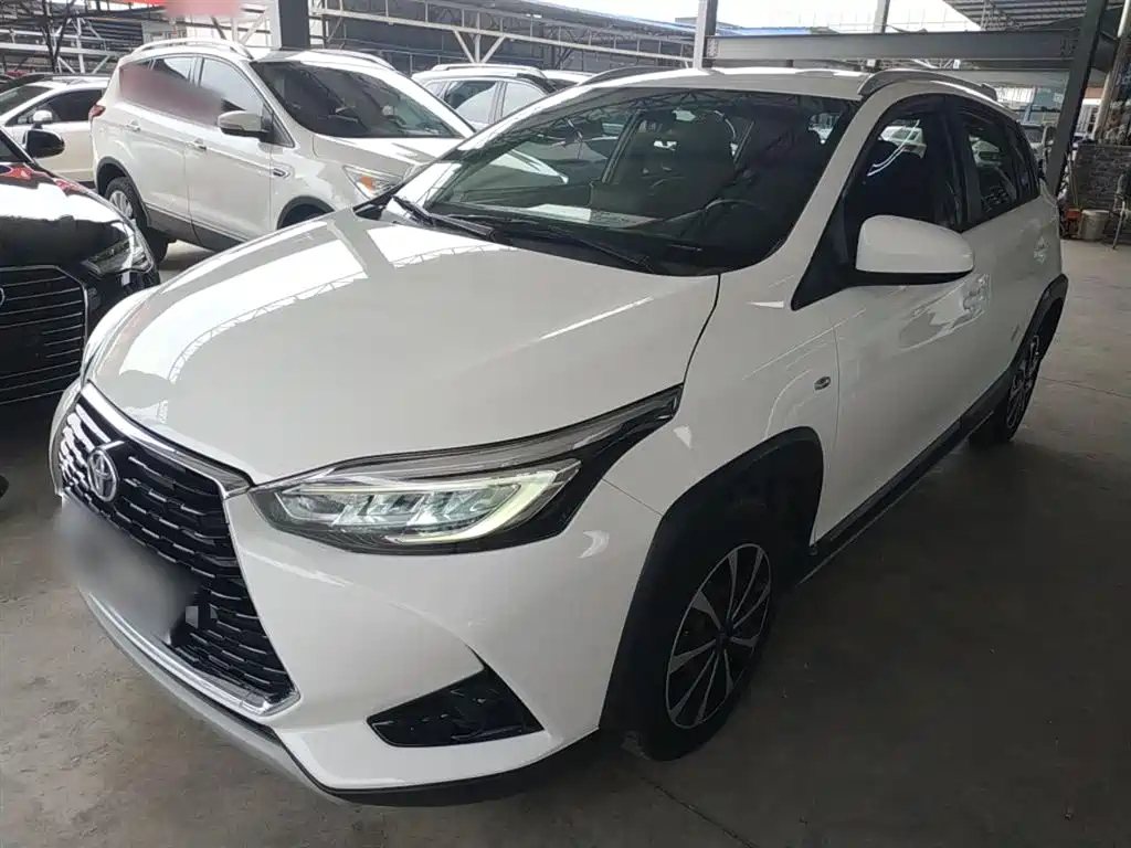 TOYOTA YARIS L DAZZLING
