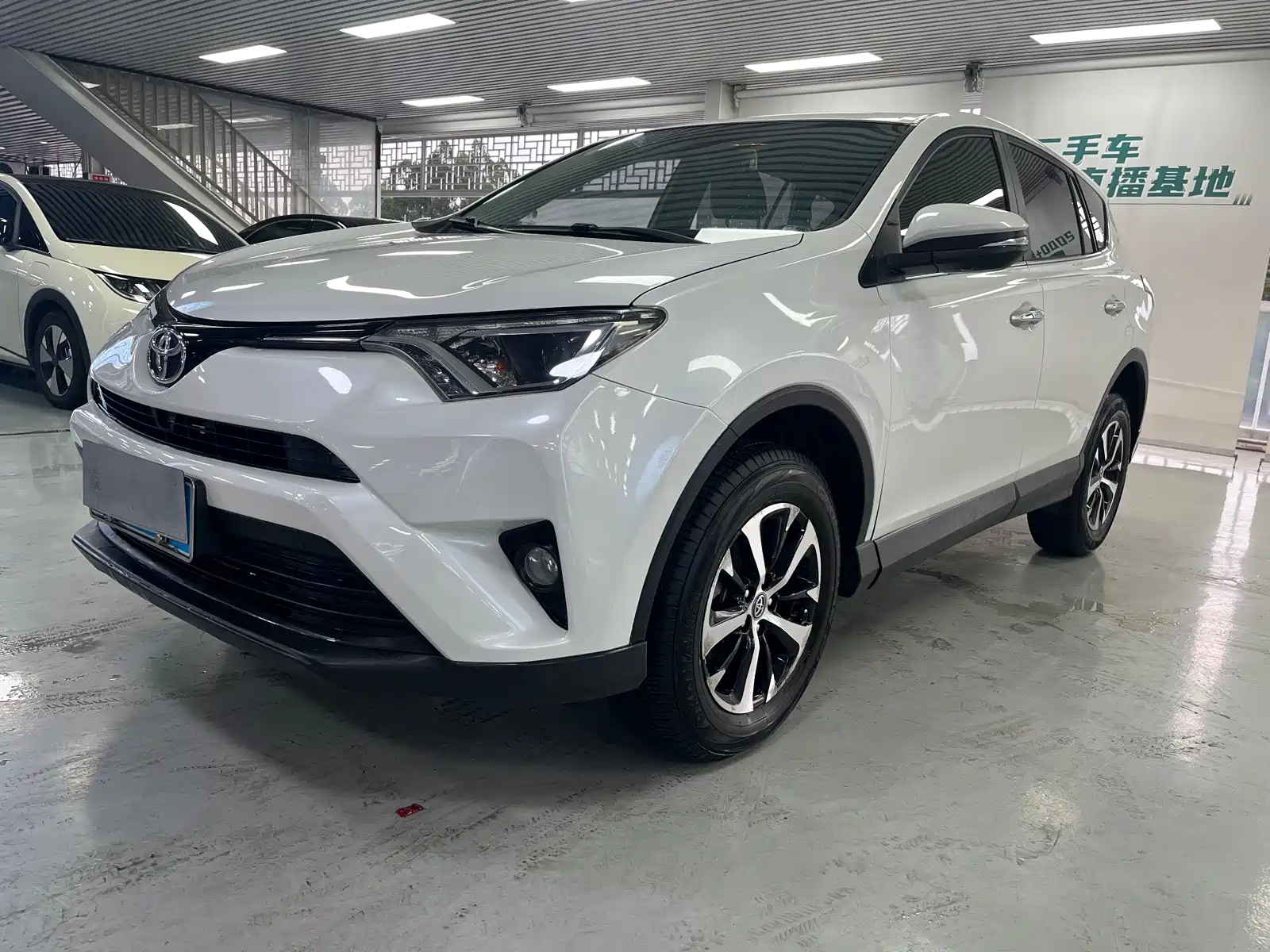 TOYOTA RAV4 RONGFANG