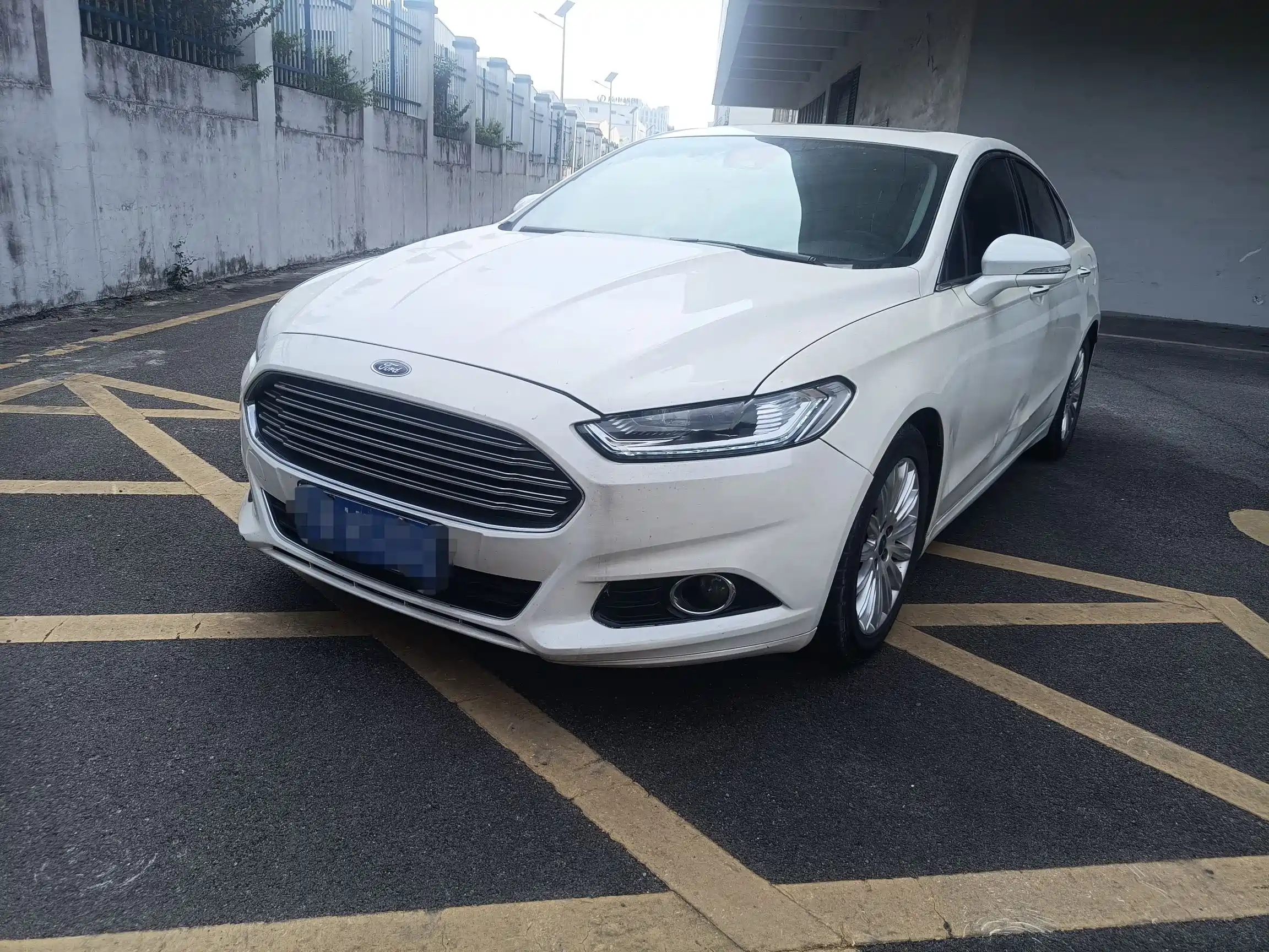 FORD MONDEO