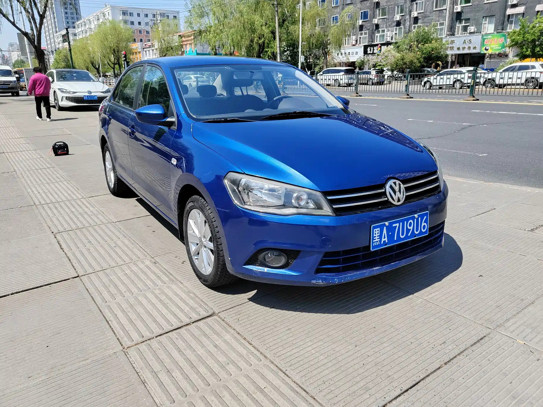 VOLKSWAGEN JETTA