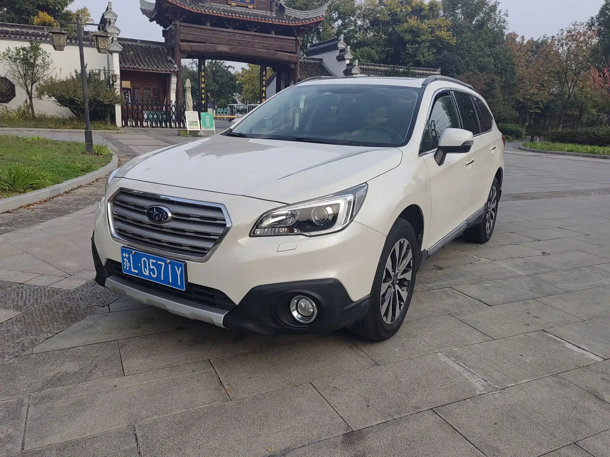 SUBARU OUTBACK