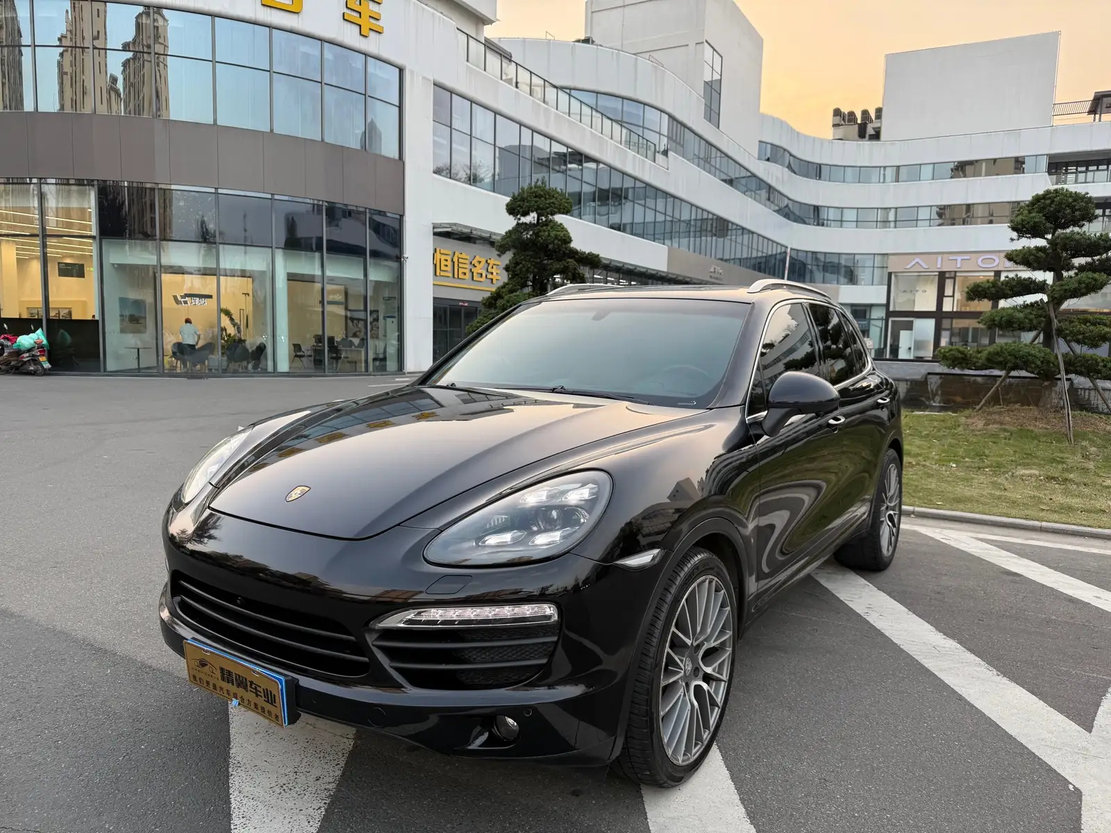 PORSCHE CAYENNE