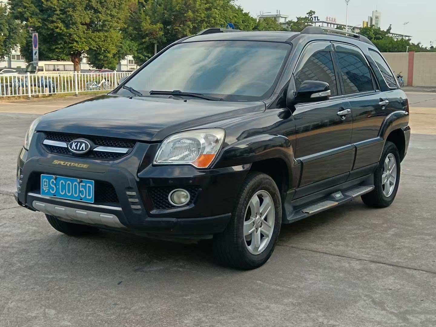 KIA SPORTAGE