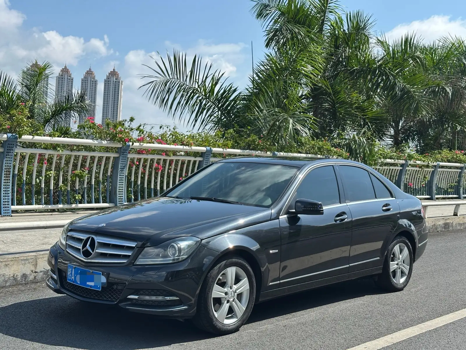 MERCEDES BENZ C-CLASS